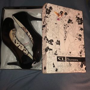 Laundry high heels